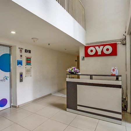 OYO 3247 Afira Rooms Aeropolis Tangerang Exterior foto