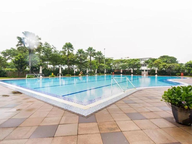 OYO 3247 Afira Rooms Aeropolis Tangerang Exterior foto