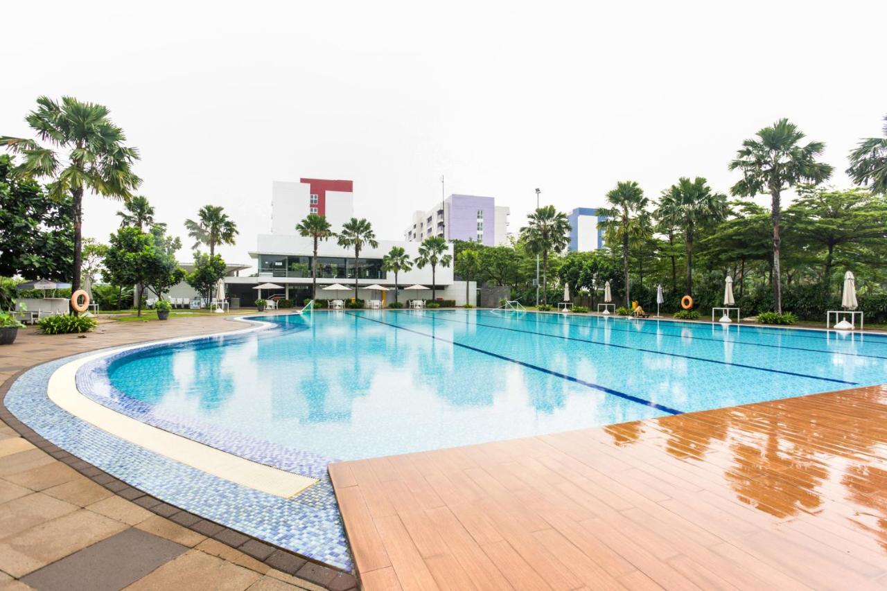OYO 3247 Afira Rooms Aeropolis Tangerang Exterior foto