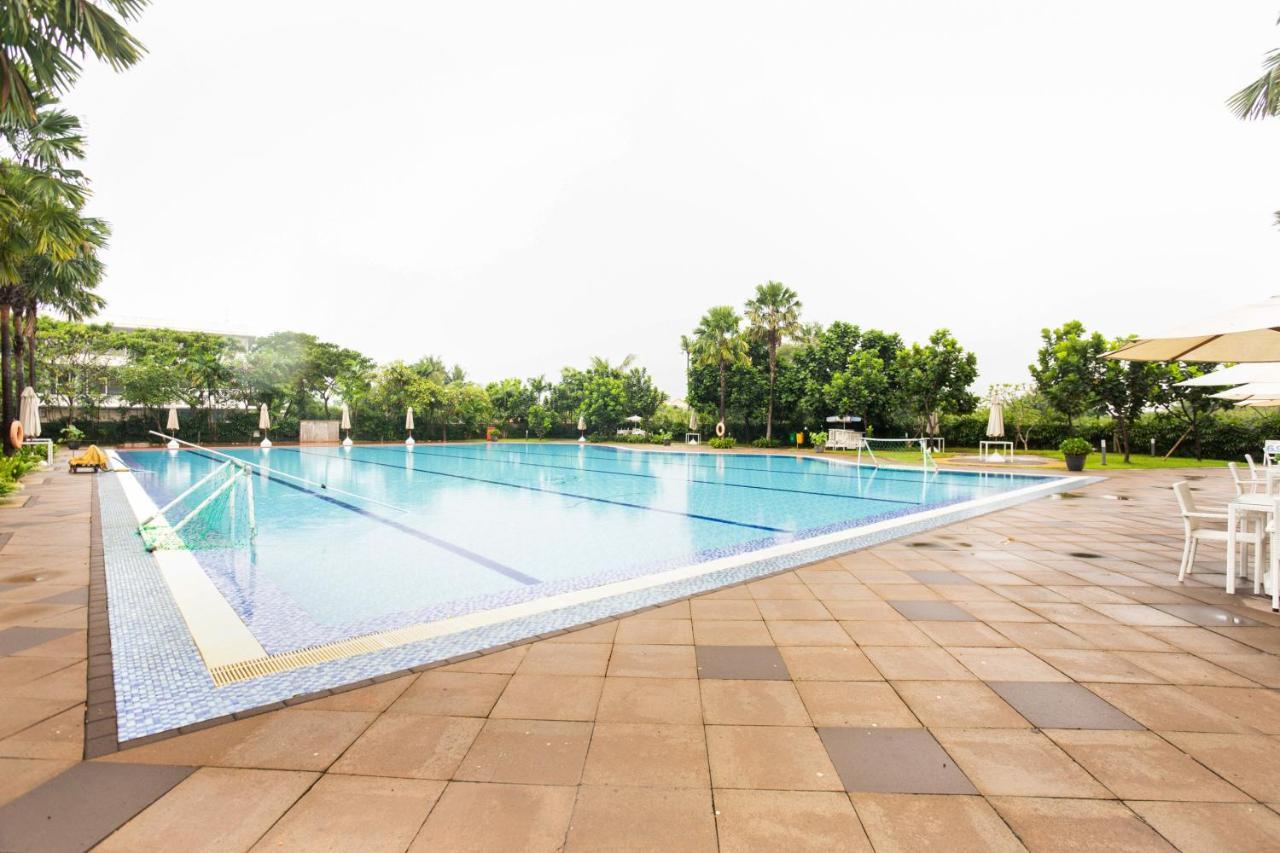 OYO 3247 Afira Rooms Aeropolis Tangerang Exterior foto